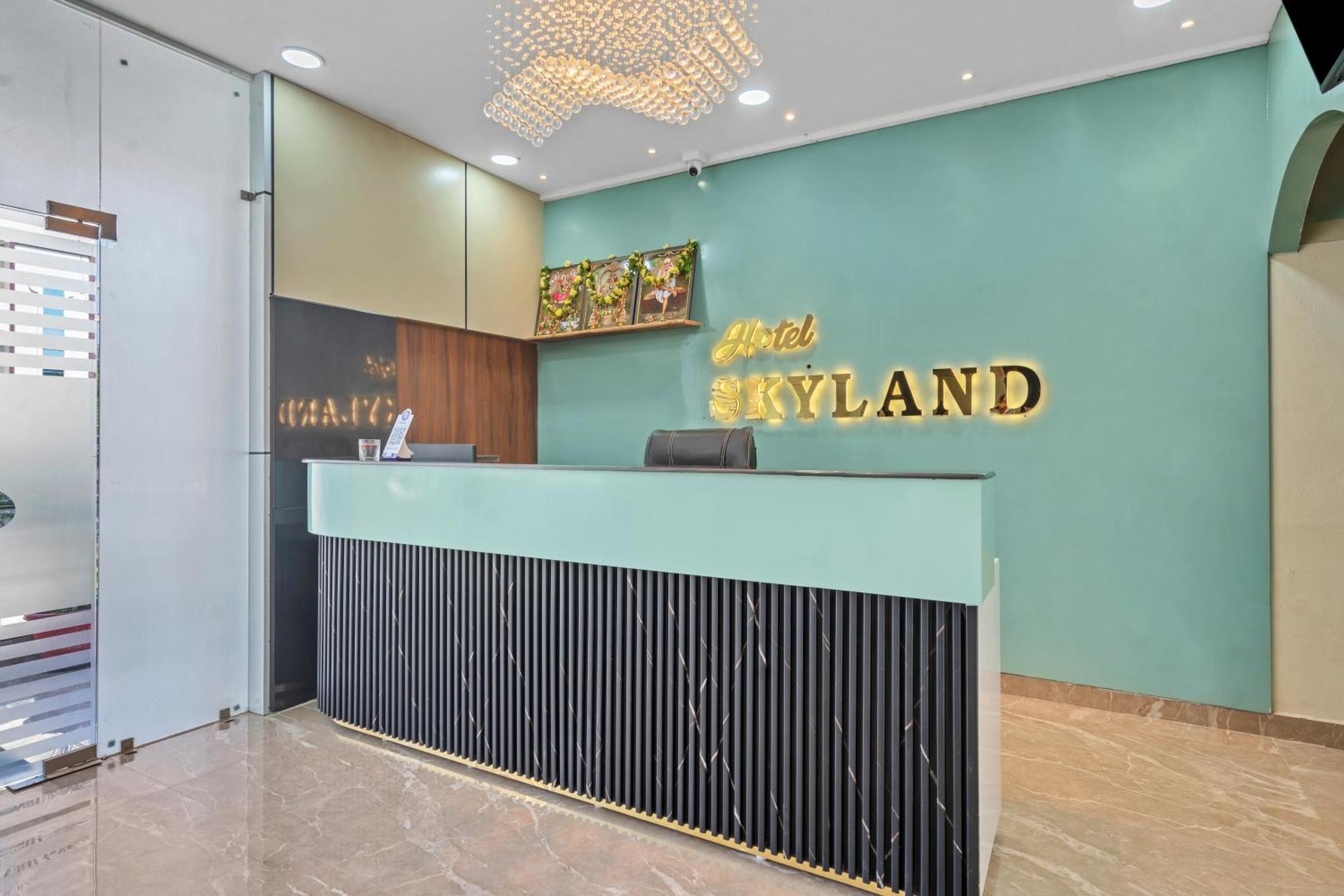 Hotel Sky Land Khammam Dış mekan fotoğraf