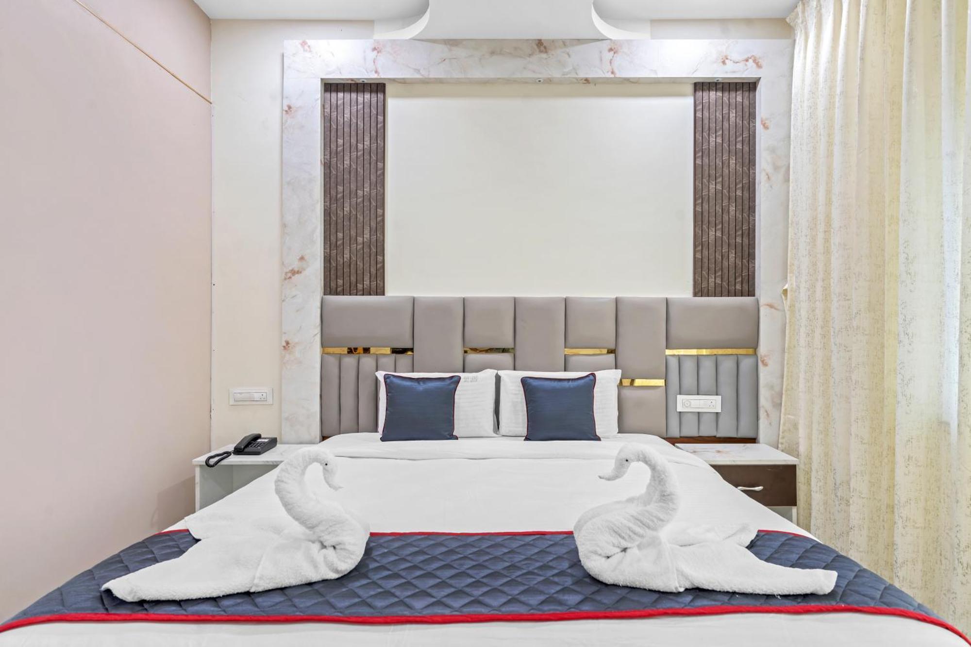 Hotel Sky Land Khammam Dış mekan fotoğraf